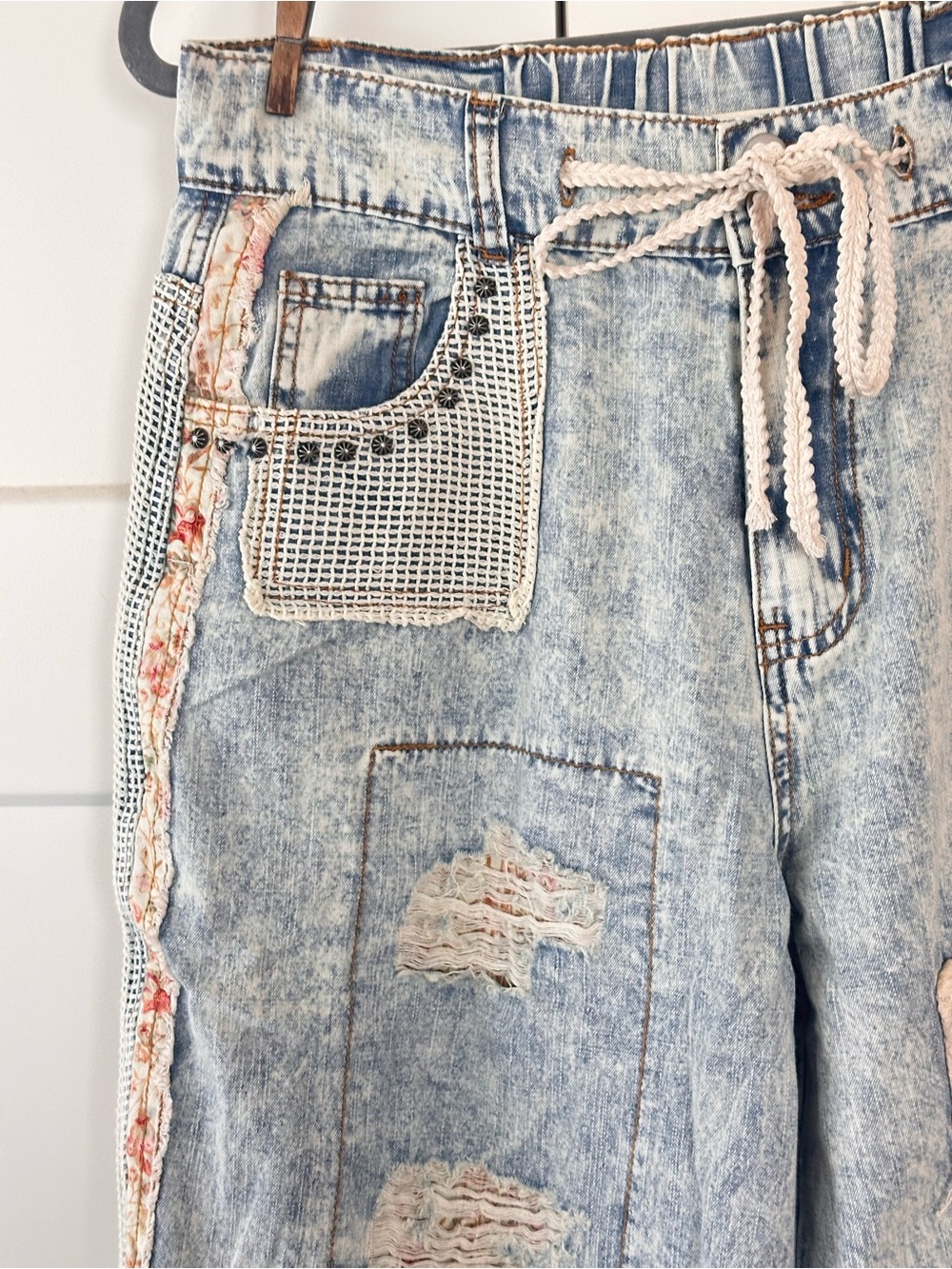 NEW POL patchwork raw edge pants in vintage denim - Picture 2 of 13